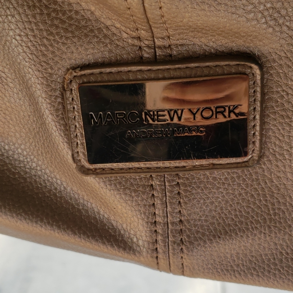 Purse - Picture 2 of 2